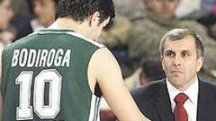 <b>UN TÁNDEM PERFECTO. </b>Bodiroga y Obradovic consiguieron dos Euroligas en su etapa en Panathinaikos.