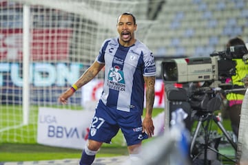 El mediocampista colombiano ofreció algunos destellos cuando formó parte de Toluca, pero, entre lesiones y bajas de juego, nunca pudo encontrar regularidad con los Diablos Rojos. Para este semestre llegó a Pachuca: 'Pipe' Pardo vino de menos a más y a mitad del torneo perdió protagonismo. Suma 14 partidos jugados (10 como titular) y sólo metió un gol.
