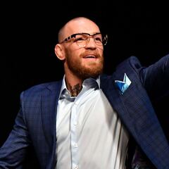 What was outcome of the last Conor McGregor UFC fight?