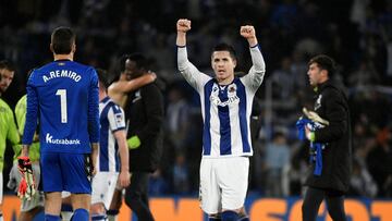 Real Sociedad's Spanish midfielder #05 Igor Zubeldia reacts at the end of the Spanish league football match between Real Sociedad and FC Barcelona at the Anoeta stadium in San Sebastian on November 10, 2024. (Photo by ANDER GILLENEA / AFP)