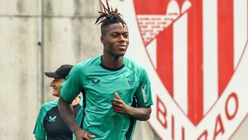 Padilla, Yeray y Nico Williams vuelven a ejercitarse en parte con el grupo