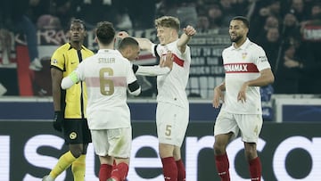 Los jugadores del Sttutgart celebran la goleada ante el Young Boys.