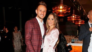 Rakitic's wife hits out at his 'poor treatment' by Barcelona