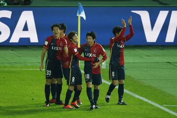 El Mundial de Clubes de 2016 enfrentó al Real Madrid ante el Kashima Antlers. Primera vez que un equipo asiático llegaba a una final. Los japoneses pusieron contra las cuerdas a los blancos, y en la prórroga, Cristiano Ronaldo marcó dos goles que ponían el definitivo 4-2 en el marcador.