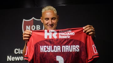El histórico portero de la Selección de Costa Rica y el Real Madrid tuvo su presentación como arquero de La Lepra.