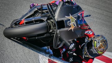 Jorge Martín se estrena con Aprilia durante los test de MotoGP en Montmeló.