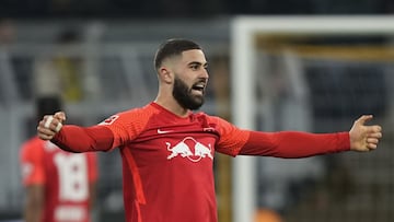 Leipzig&#039;s Josko Gvardiol celebrates the team&#039;s 1-4 win after the German Bundesliga soccer match between Borussia Dortmund and RB Leipzig in Dortmund, Germany, Saturday, April 2, 2022. (AP Photo/Martin Meissner)