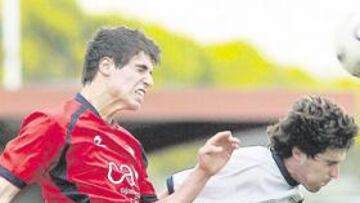 <b>PODERÍO. </b>Además de unas excelentes cualidades físicas con sus 190 centímetros, se destaca por el cuidado y acertado manejo del balón.