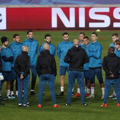 Hasta 11 jugadores del Madrid tienen su futuro en el aire