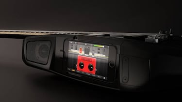 Fusion, la guitarra con amplificador incorporado que controlas con tu smartphone