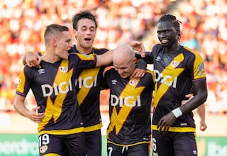 El vestuario arropa a Isi