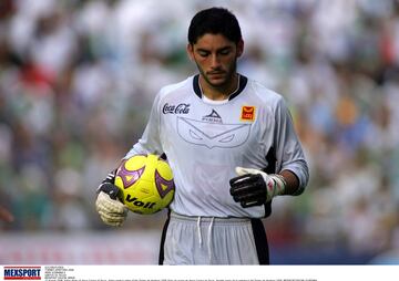 Action photo of Jesus Corona of Tecos, during week 6 game of the Torneo de Apertura 2008./Foto de accion de Jesus Corona de Tecos, durante juego de la semana 6 del Torneo de Apertura 2008. 