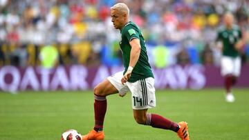 Los fanáticos del fútbol y sus estrellas pueden llegar a tomar decisiones drásticas, así lo hizo un fan de Javier 'Chicharito' Hernández, quien se tatuó su rostro.