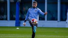 Óscar Gil en un entrenamiento del Espanyol.