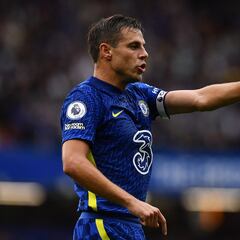 Azpilicueta, interminable cuenta atrás