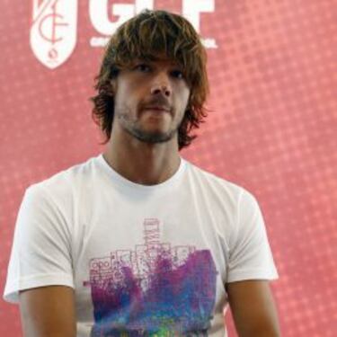 Khrin toma el mando frente al nuevo Eibar de Borja Bastón