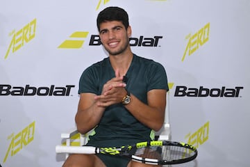 Spanish tennis player Carlos Alcaraz announces contract renewal with Babolat.