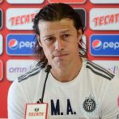 Matías Almeyda: "Estamos orinados por un dinosaurio"