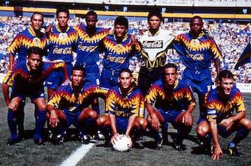 Foto de acción de Equipo America/1994-95.