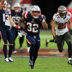 ¿Qué tan dominantes son los Patriots? Piden permiso para anotar