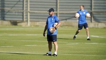 José Alberto, durante unentrenamiento del Málaga.