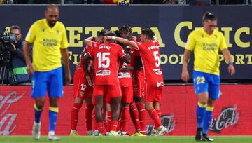 El conjunto almeriense celebra el gol de Melero, su segundo del curso