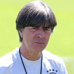 Low: "Gündogan, Gosens y Rüdiger son dudas ante Inglaterra"