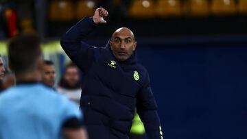 Abelardo rescata también el instinto goleador perico