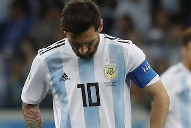 Argentina: Messi nowhere to be seen in now-or-never World Cup