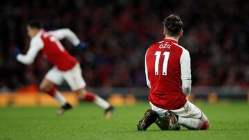 Ozil durante un partido contra el Newcastle.