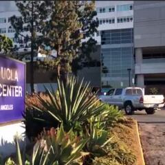 Así es el ambiente a las afueras del hospital donde se encuentra Tiger Woods