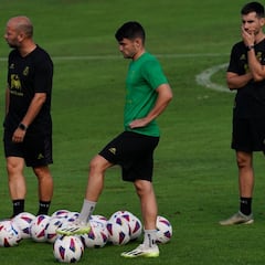 José Alberto pierde a Aldasoro para la visita del Sporting