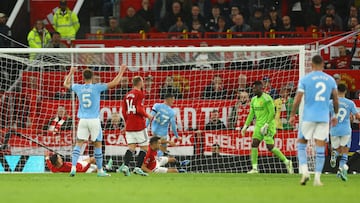 Soccer Football - Premier League - Manchester United v Manchester City - Old Trafford, Manchester, Britain - October 29, 2023  Manchester City's Phil Foden scores their third goal REUTERS/Molly Darlington NO USE WITH UNAUTHORIZED AUDIO, VIDEO, DATA, FIXTURE LISTS, CLUB/LEAGUE LOGOS OR 'LIVE' SERVICES. ONLINE IN-MATCH USE LIMITED TO 45 IMAGES, NO VIDEO EMULATION. NO USE IN BETTING, GAMES OR SINGLE CLUB/LEAGUE/PLAYER PUBLICATIONS.