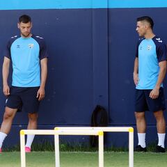 Tras Baturina, el Málaga aprieta por otro delantero y dos extremos