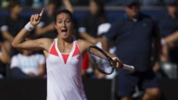 Lara Arruabarrena celebra su victoria. 