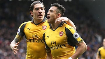 Bellerín defiende a Alexis: "Está 100% metido en Arsenal"