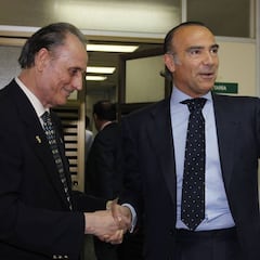 Oliver firma con el Betis y deja fuera de juego a Ruiz de Lopera