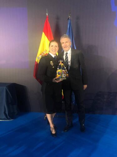 La Policía Nacional anima a
Laura Palacio a llegar a Tokio