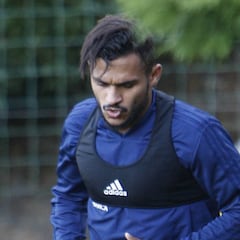 Boufal se lesiona en su segundo entrenamiento con el Celta