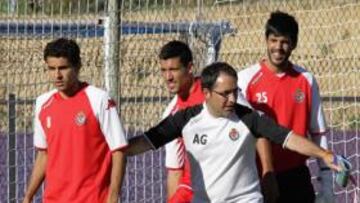 <b>PRUEBAS. </b>Antonio Gómez quiere ver hoy en acción a todos sus jugadores en Aranda de Duero.