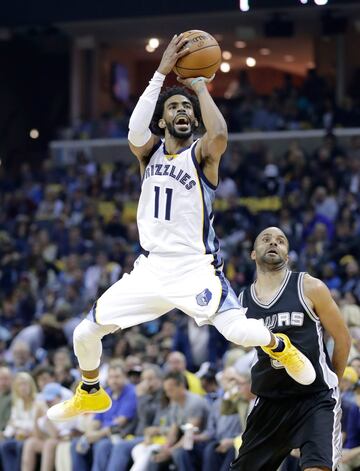 9. Mike Conley. La renovacin que hizo efectiva en el verano de 2016 le permite colocarse a Conley entre los 11 jugadores que ganarn ms de 30 'kilos' este ejercicio. Ingresar 30,52 millones. Podra liberarse de su actual contrato en 2020.