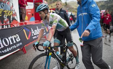 Miguel Ángel López tras pasar la línea de meta.
