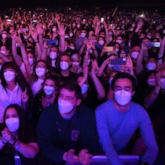 El éxito del concierto sin distancia de Love of Lesbian