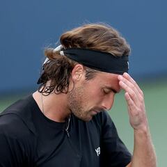 El año en que Stefanos Tsitsipas lo ha perdido todo