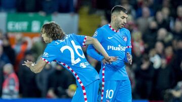 Javi Serrano entra en el Liverpool-Atl&eacute;tico por Correa.