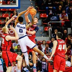 Benzing, Radovic y la defensa del Zaragoza seca al líder Dijon