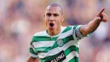 No pierde de vista al sueco Henrik Larsson
