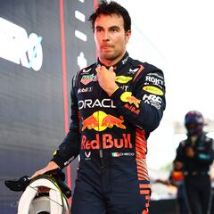 Checo Pérez vuelve a las bases para intentar regresar a su nivel