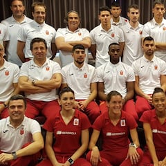 Uno por uno de los españoles: Mechaal, Husillos, Peleteiro...