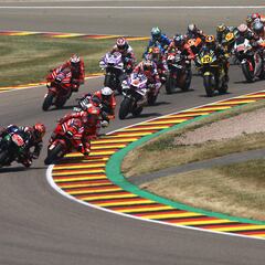 “No vamos a cambiar las motos para que haya más adelantamientos”